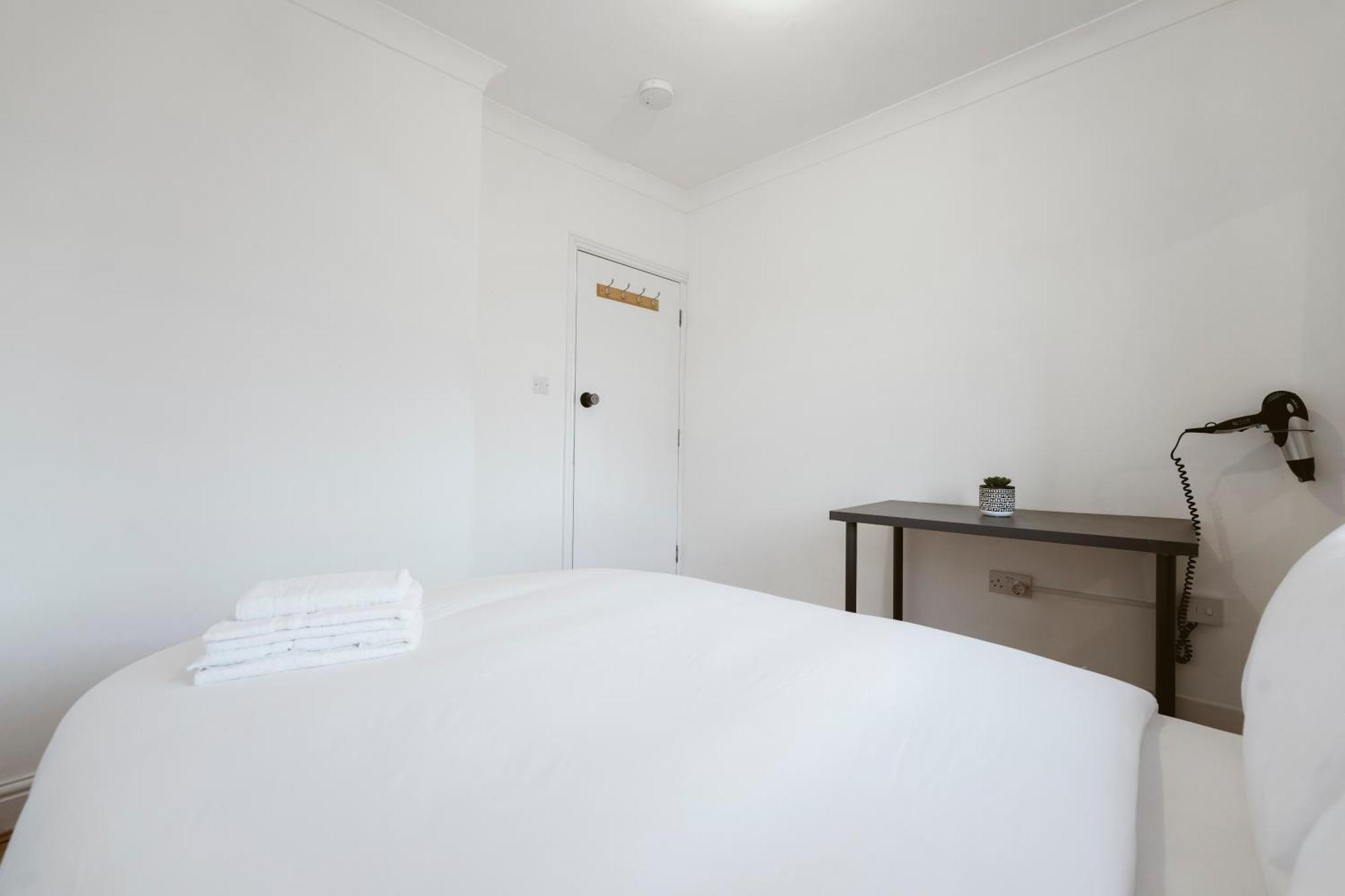 Stratford Double Rooms - 29 London Kültér fotó